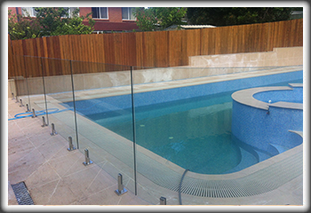 glass pool fencing